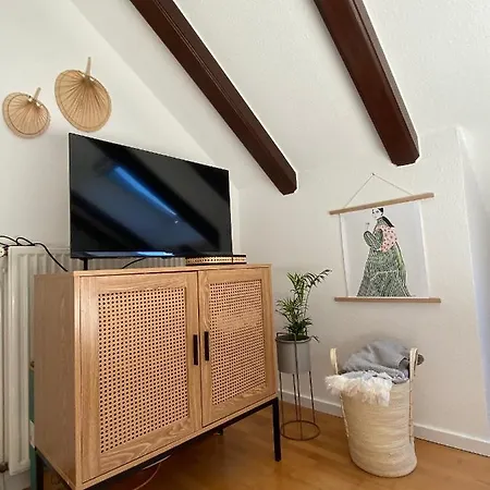Renoviert Kuestenfels In *