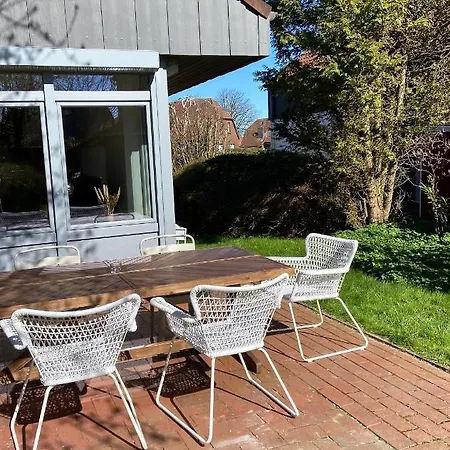 Renoviert Kuestenfels In * Carolinensiel